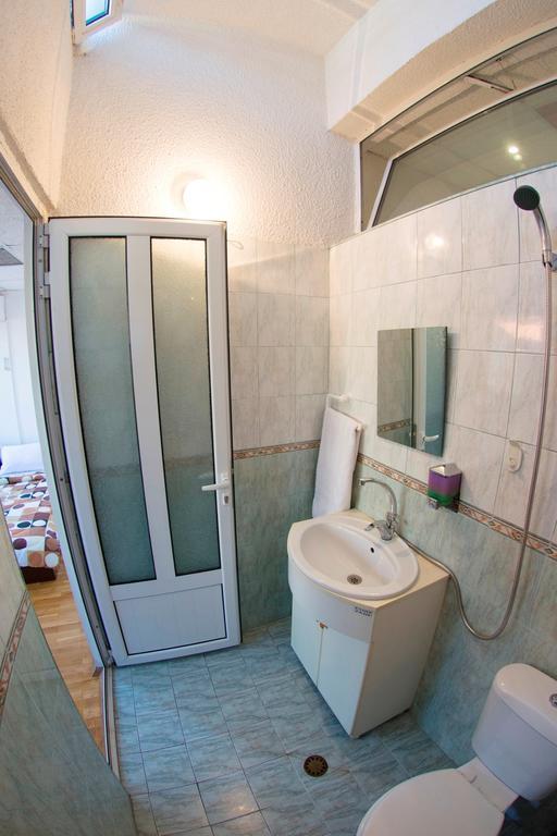 Sofia Central Guest Rooms Bilik gambar