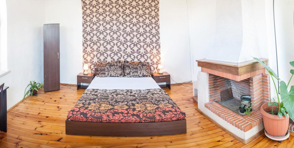Sofia Central Guest Rooms Bilik gambar