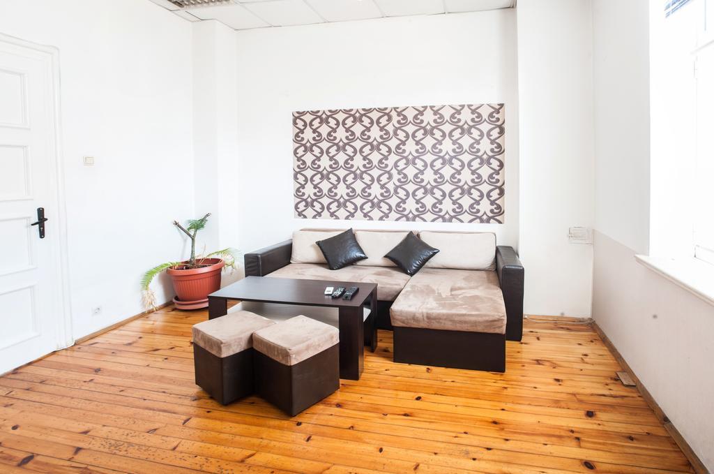 Sofia Central Guest Rooms Bilik gambar
