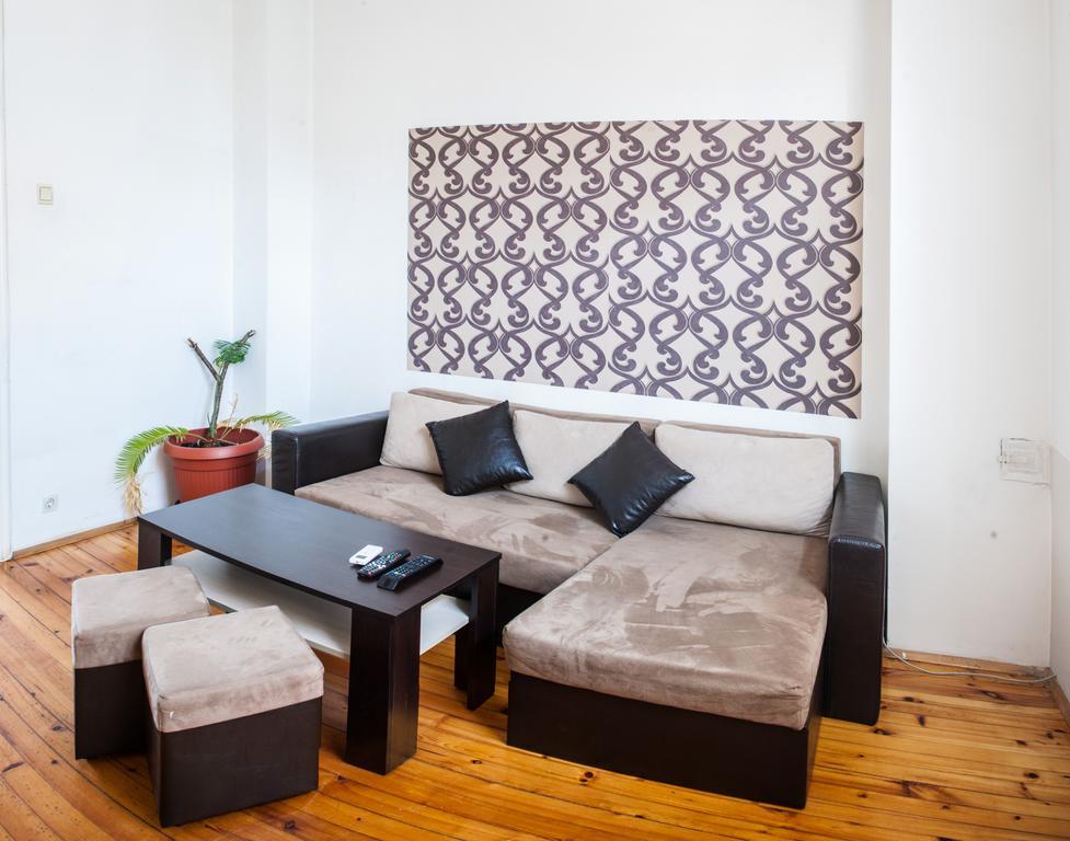 Sofia Central Guest Rooms Bilik gambar