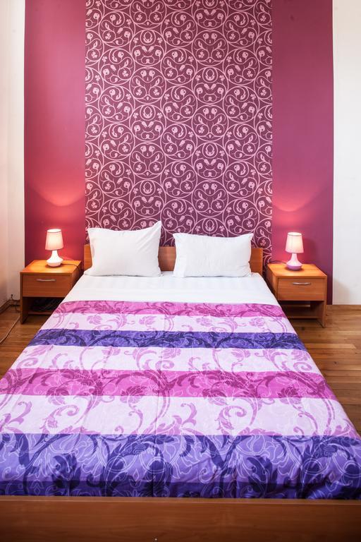 Sofia Central Guest Rooms Bilik gambar